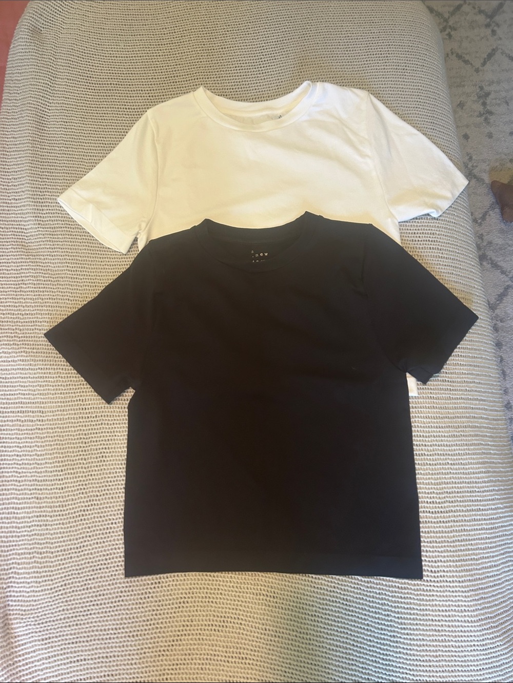 a new day Black and White Crewneck Bundle - Size M